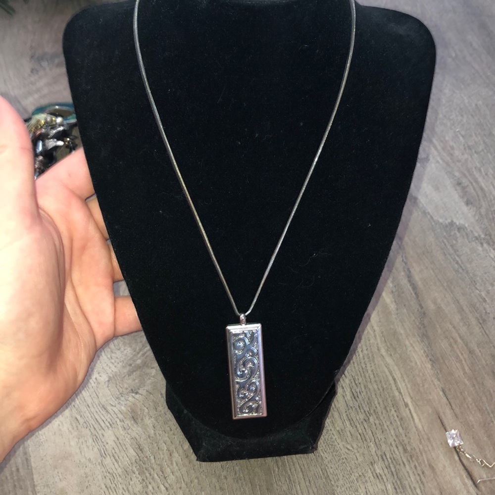 Simple silver necklace!